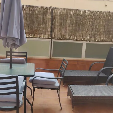 Hotel Pyr, Spacious Studio With A Big Terrace